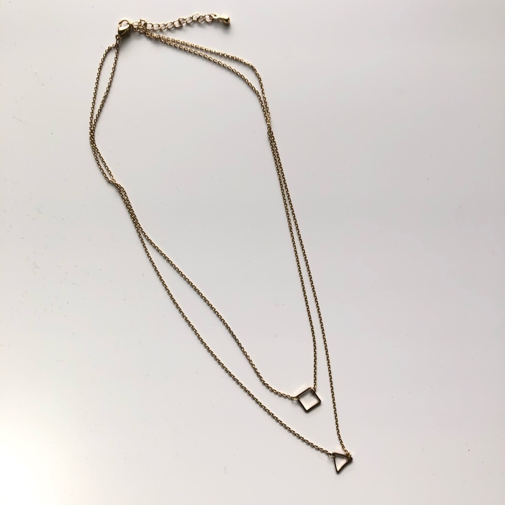 Double chain triangle and square necklace